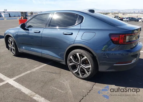 2022 Polestar 2 Long Range Dual Motor z USA, uszkodzony, nr VIN LPSED3KA1NL077878